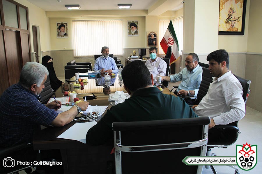 گزارش تصویری از جلسه هیئت رئیسه هیأت فوتبال استان