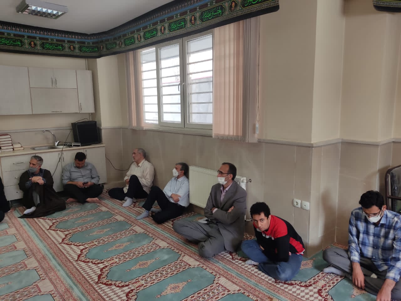 مراسم سخنرانی ویژه ماه مبارک رمضان در حسینیه هیأت فوتبال استان بعداز اقامه نماز ظهر و عصر