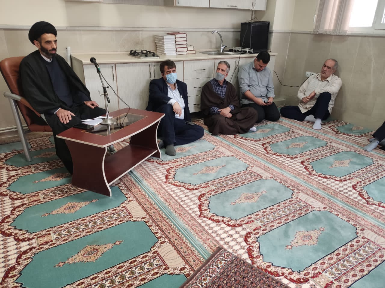مراسم سخنرانی ویژه ماه مبارک رمضان در حسینیه هیأت فوتبال استان بعداز اقامه نماز ظهر و عصر