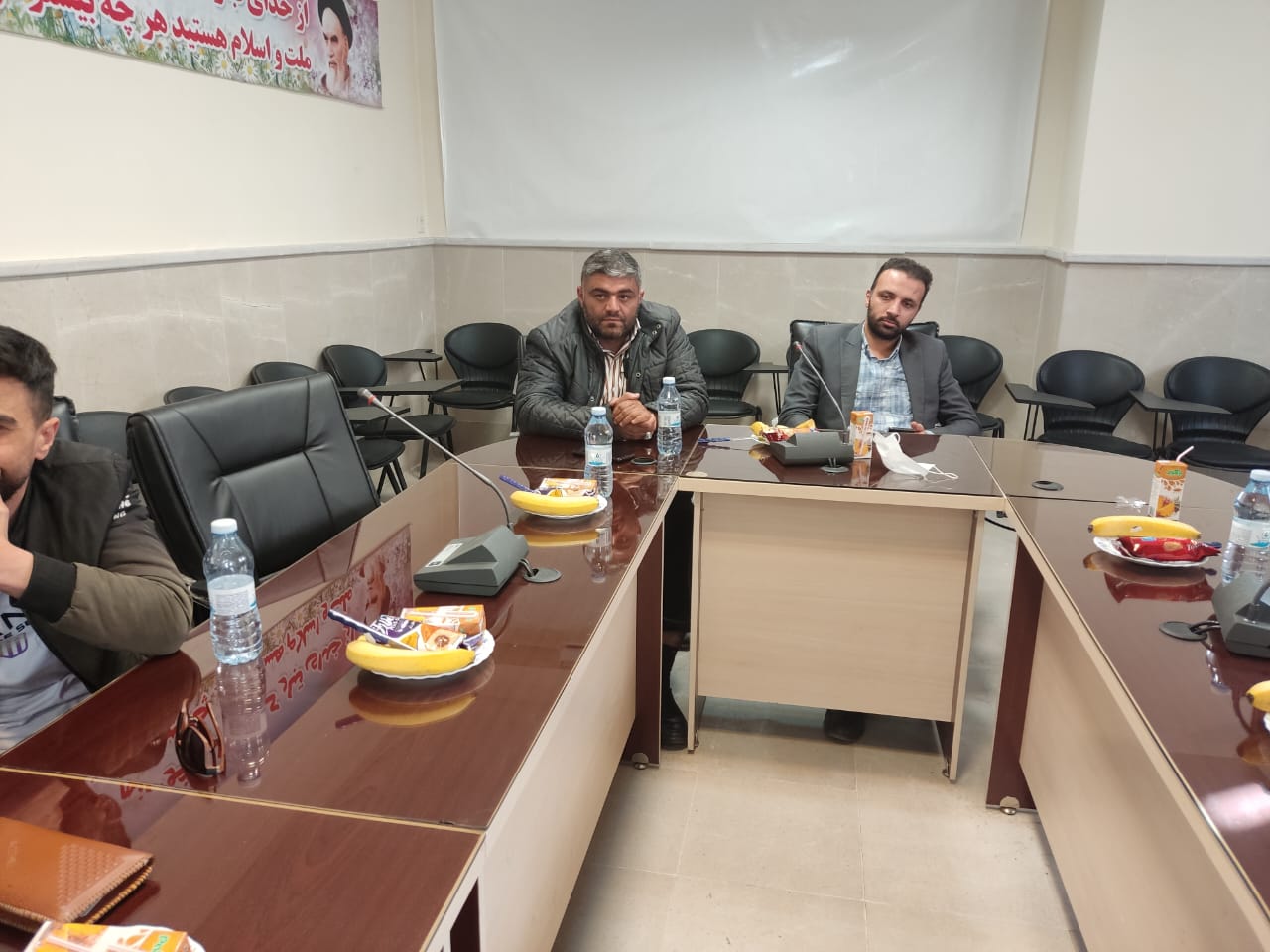 جلسه صمیمی مشوقین و کانون هواداران باشگاه تراکتور