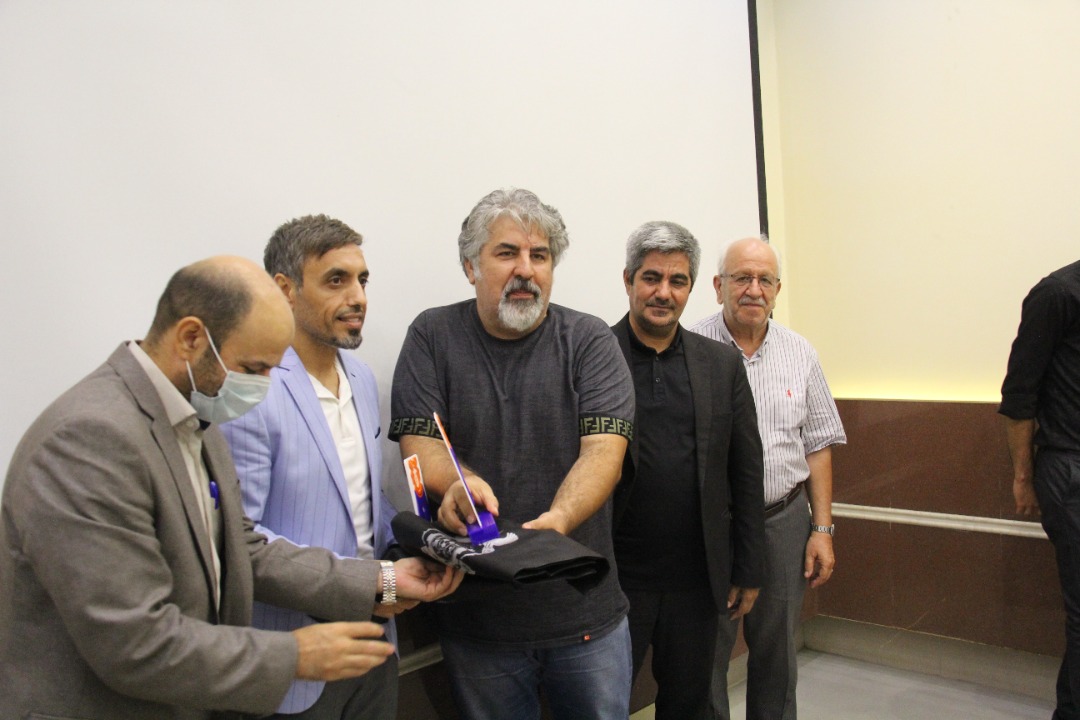 مراسم تجلیل باشگاه مس سونگون ورزقان از خبرنگاران و عکاسان ورزشی به مناسبت روز خبرنگار