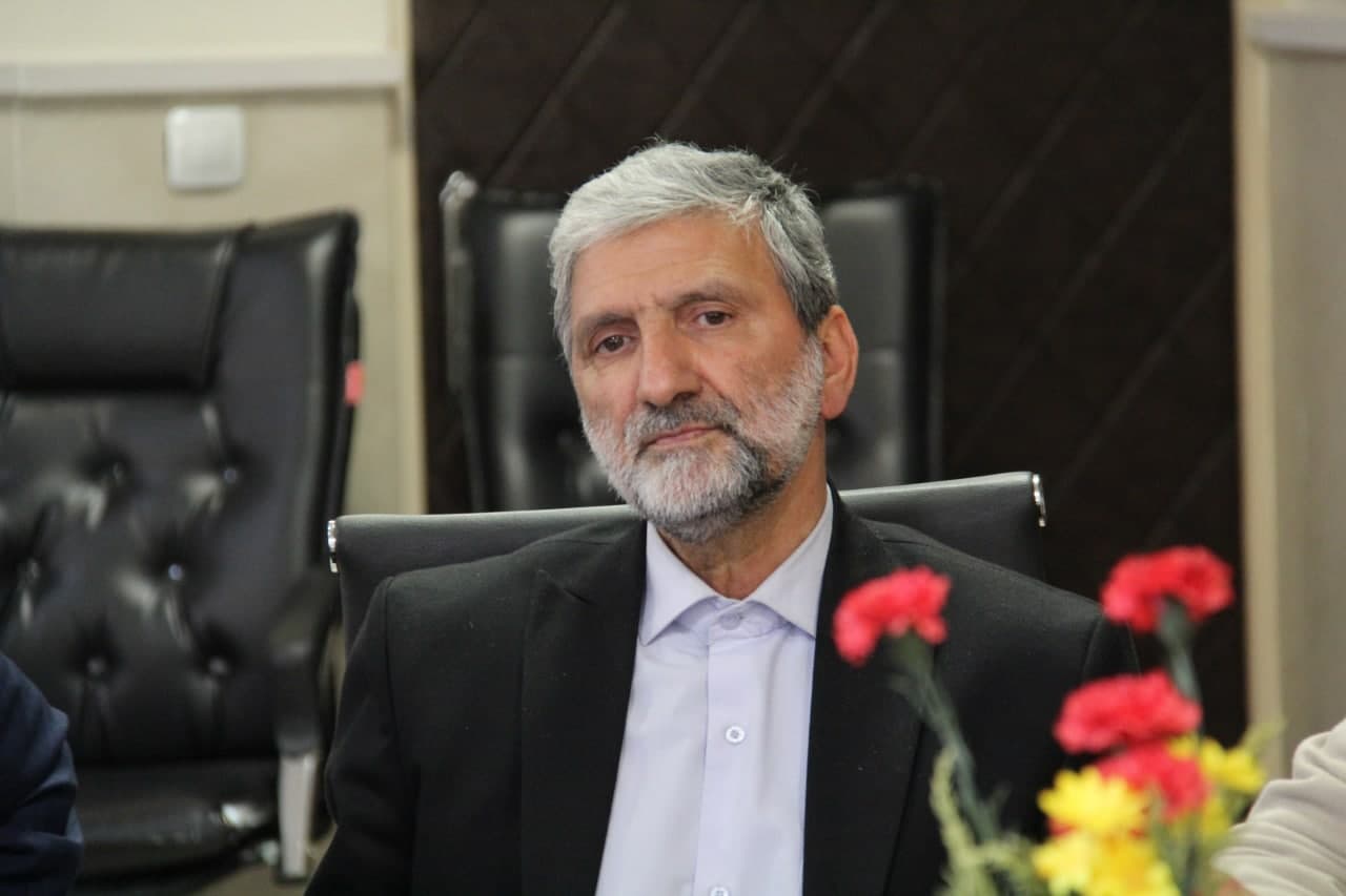 تجلیل هیأت فوتبال استان از ملی پوشان بانوان