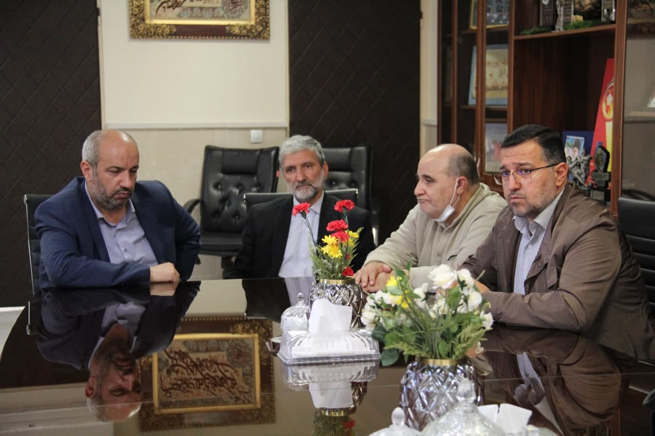 تجلیل هیأت فوتبال استان از ملی پوشان بانوان