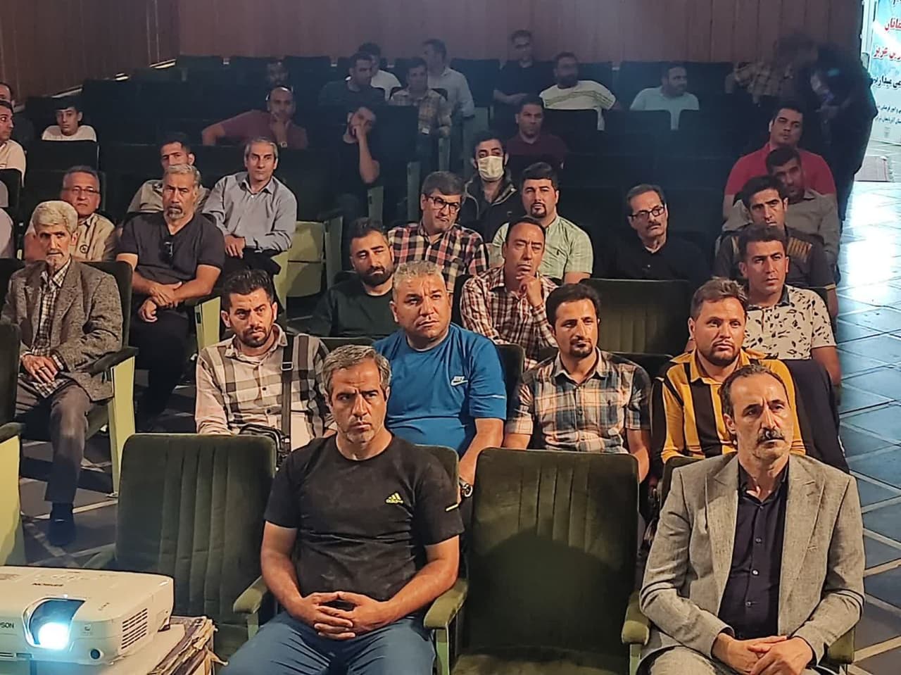 همایش توجیهی گرس روتز ویژه مدیران و مربیان مدارس فوتبال استان