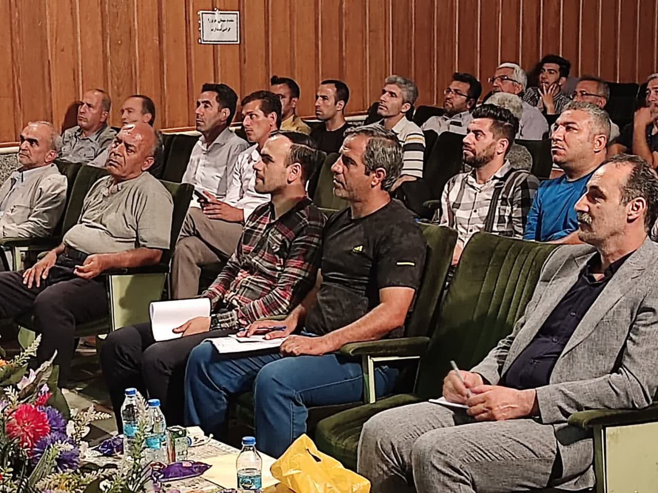 همایش توجیهی گرس روتز ویژه مدیران و مربیان مدارس فوتبال استان