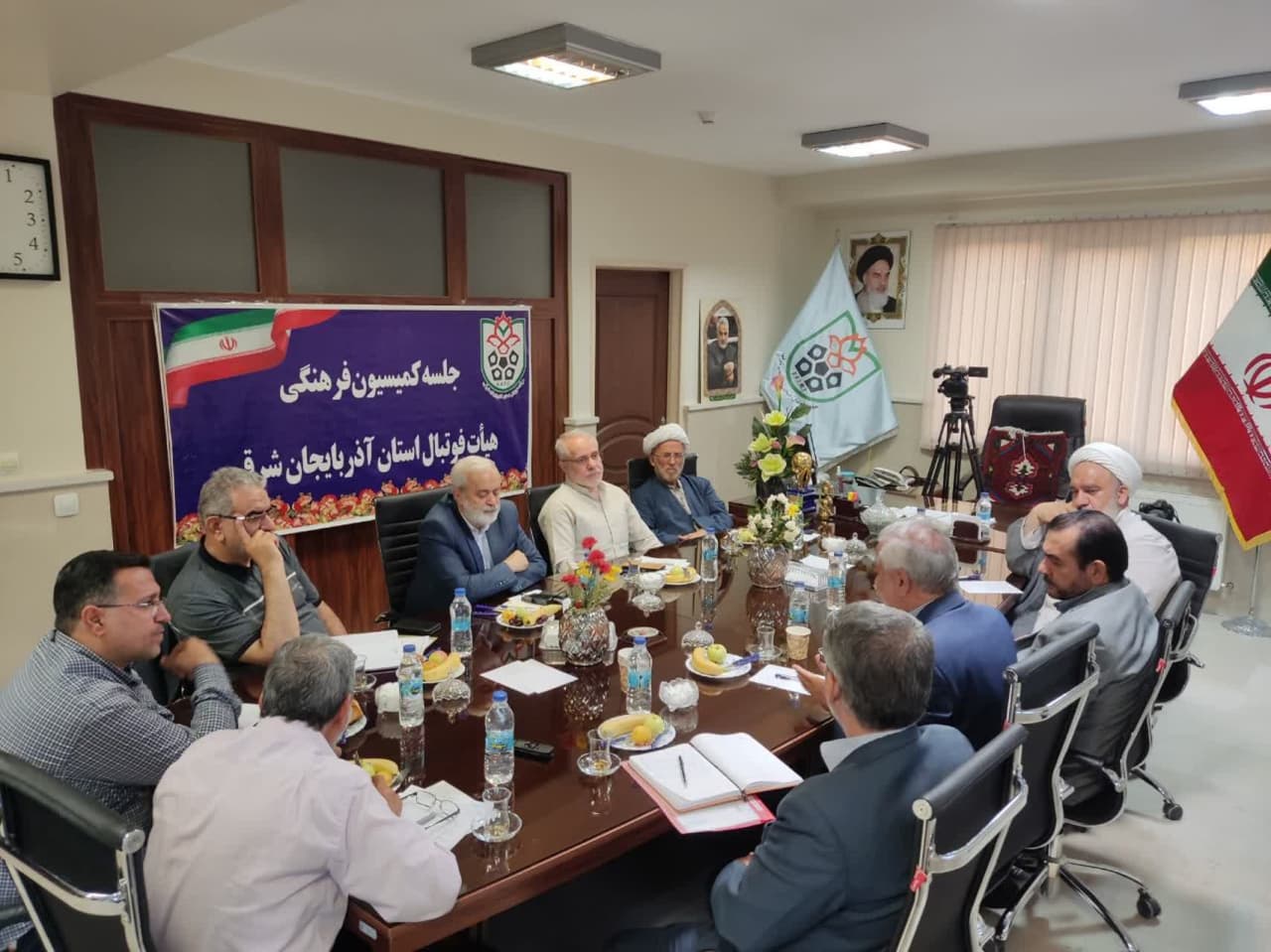 جلسه کمیسیون فرهنگی هیأت فوتبال استان آذربایجان شرقی