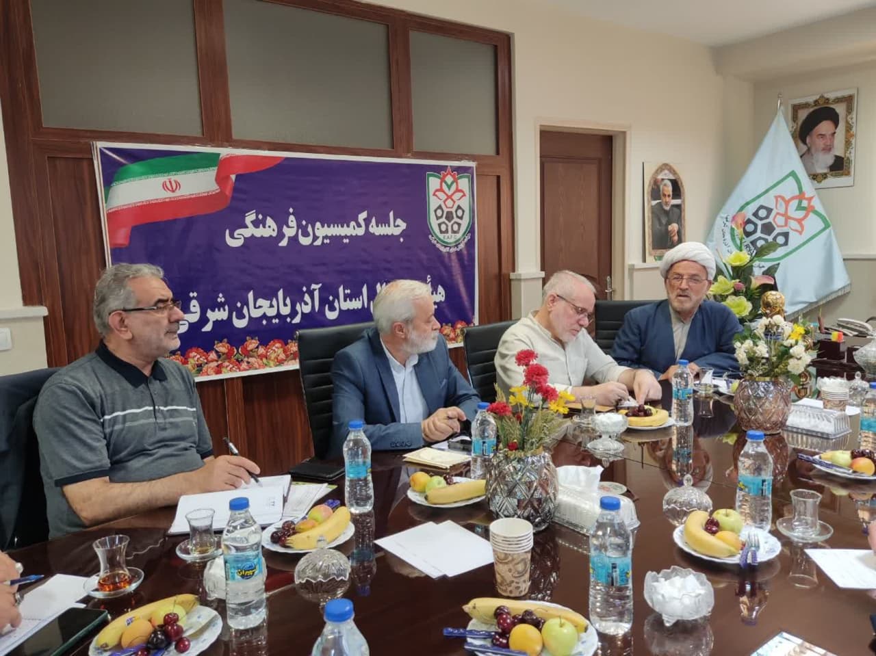 جلسه کمیسیون فرهنگی هیأت فوتبال استان آذربایجان شرقی