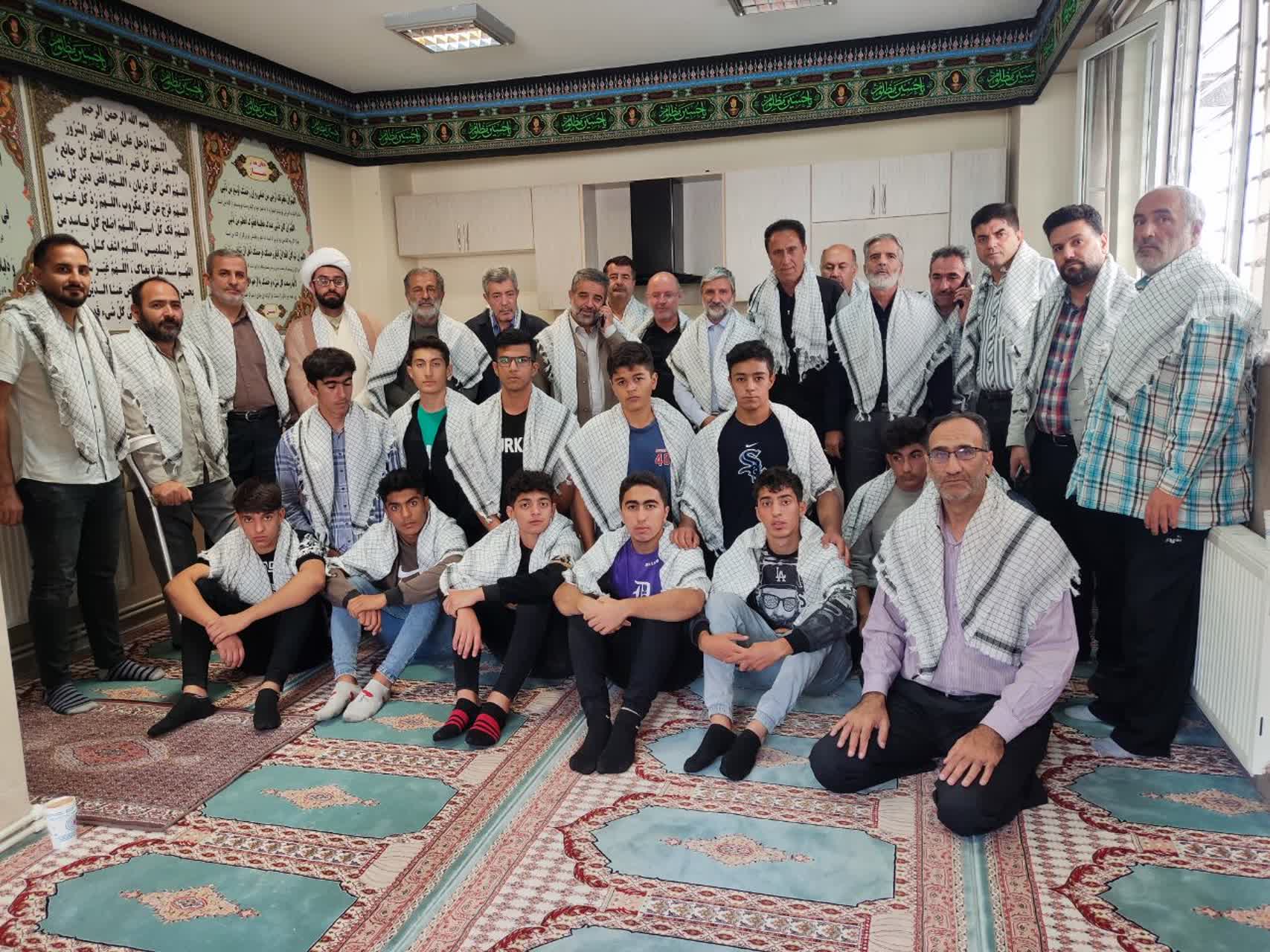 گرامیداشت هفته دفاع مقدس جامعه ورزشی فوتبال