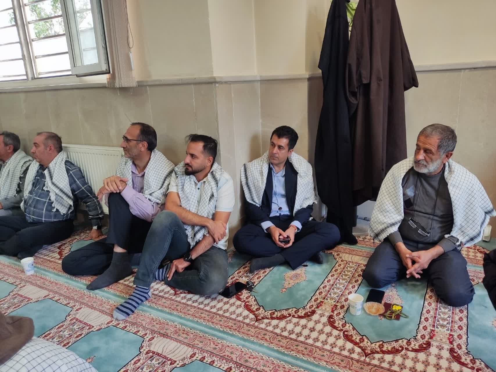 گرامیداشت هفته دفاع مقدس جامعه ورزشی فوتبال