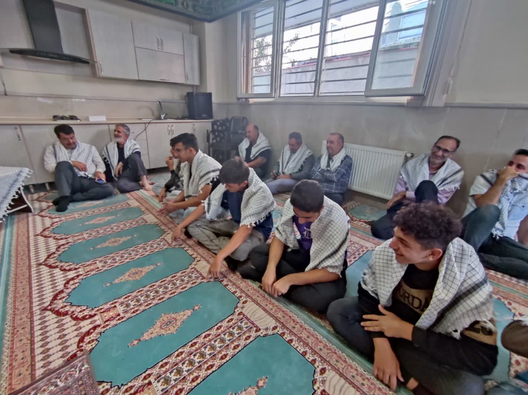گرامیداشت هفته دفاع مقدس جامعه ورزشی فوتبال