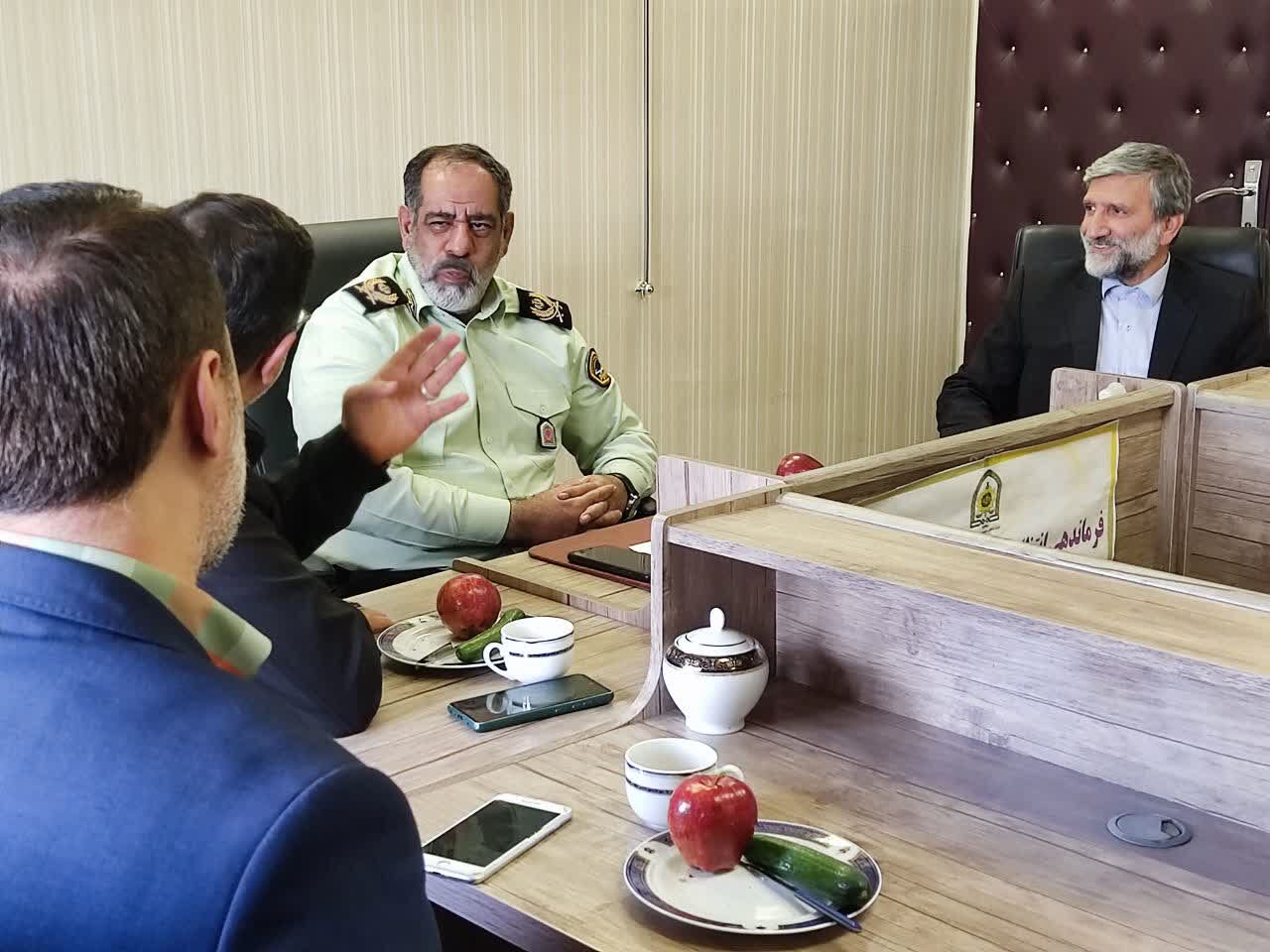 دیدار صمیمی رئیس و دبیرکل هیات فوتبال استان با سردار علی محمدی فرماندهی انتظامی استان
