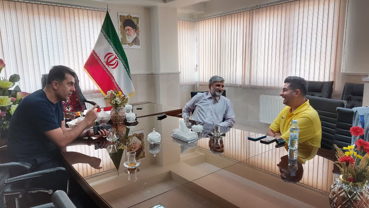 دیدار صمیمی ششگلانی با رئیس دپارتمان داوری فدراسیون فوتبال