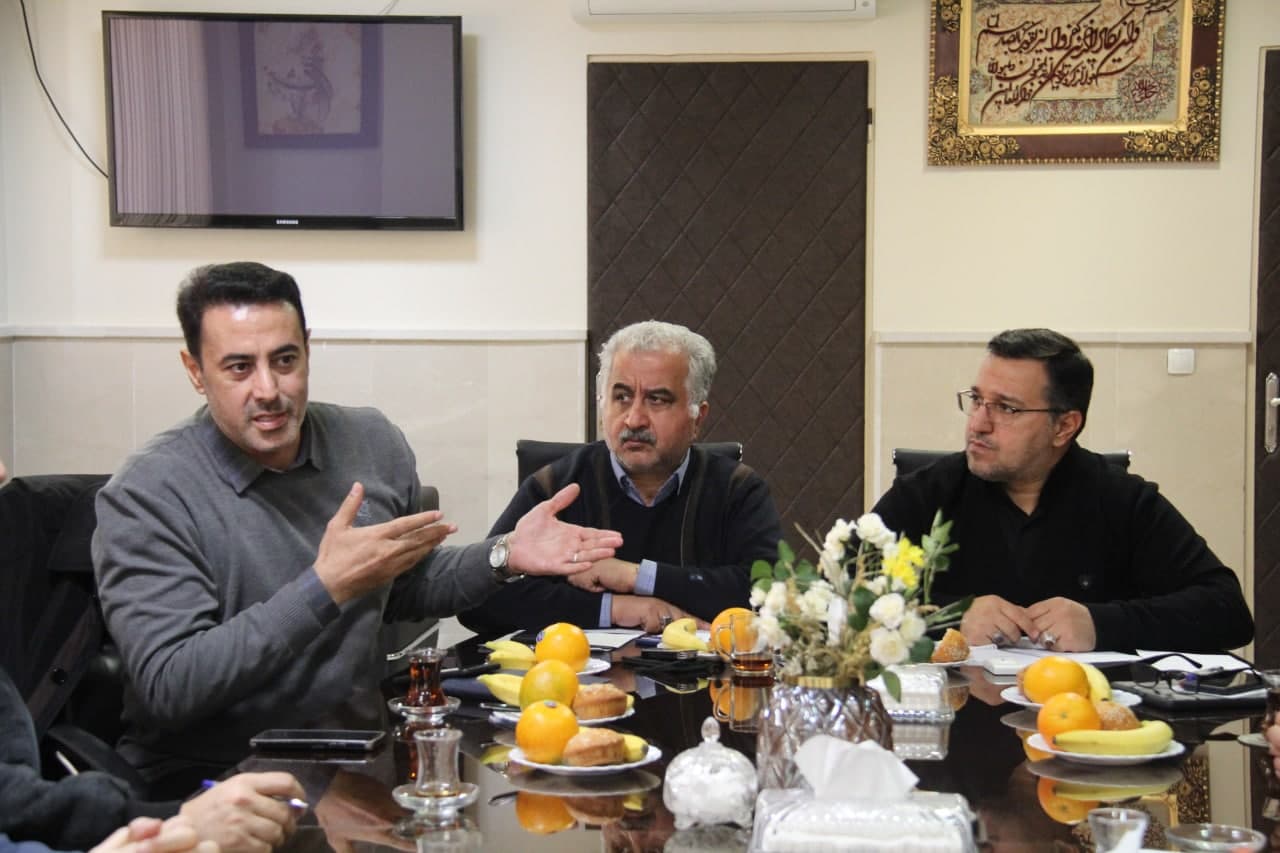 جلسه هماهنگی برگزاری مسابقات فوتبال لیگ برتر و دسته یک