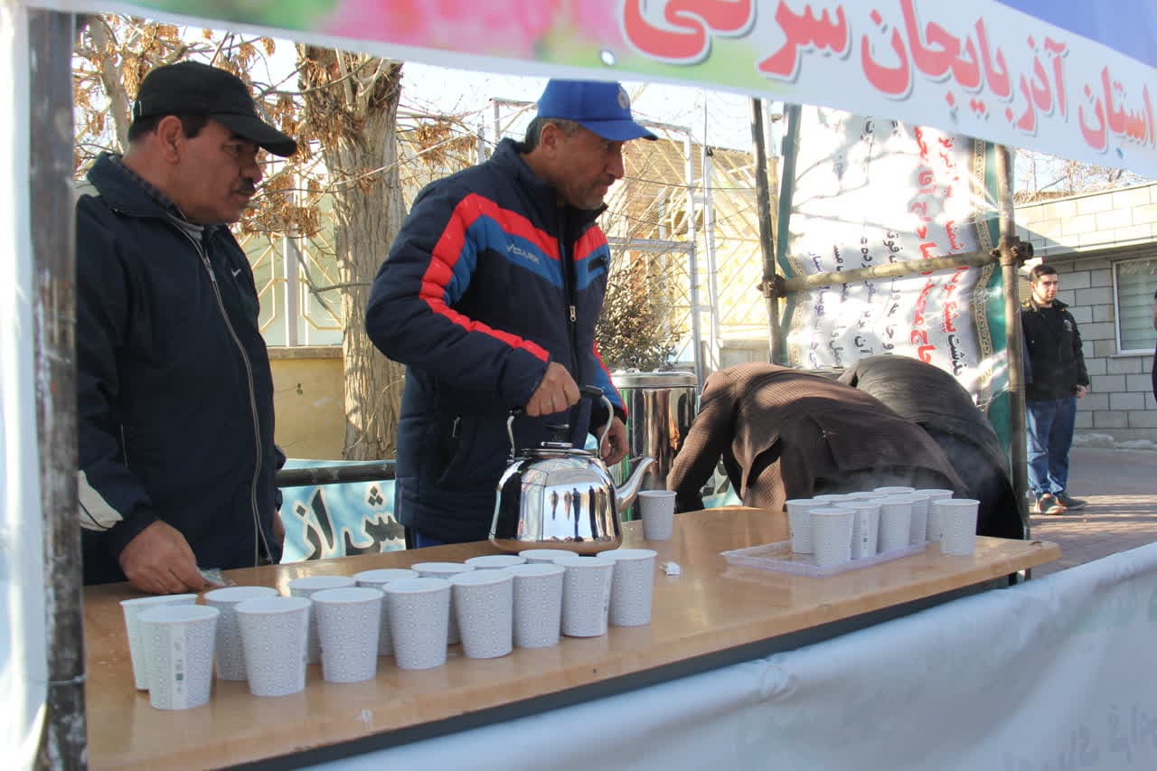 ایستگاه صلواتی هیأت فوتبال استان در روز 22 بهمن -محوطه استادیوم جهان پهلوان تختی تبریز