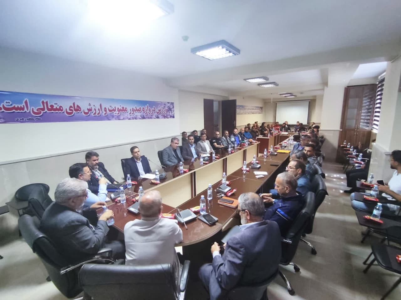 همایش مدیران مدارس فوتبال استان