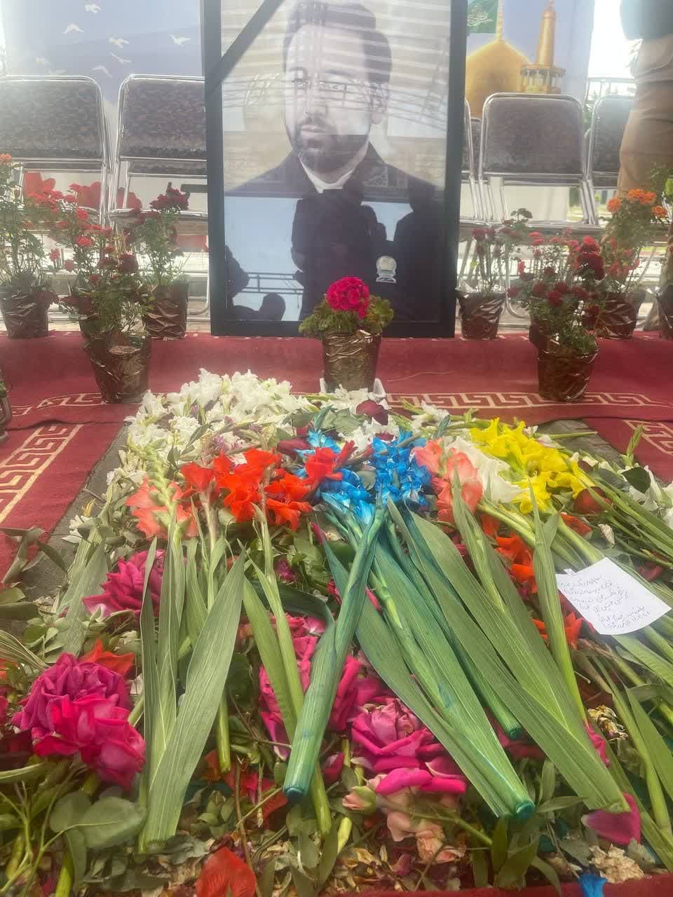 حضور بر سر مزار شهید مالک رحمتی در شهرستان مراغه