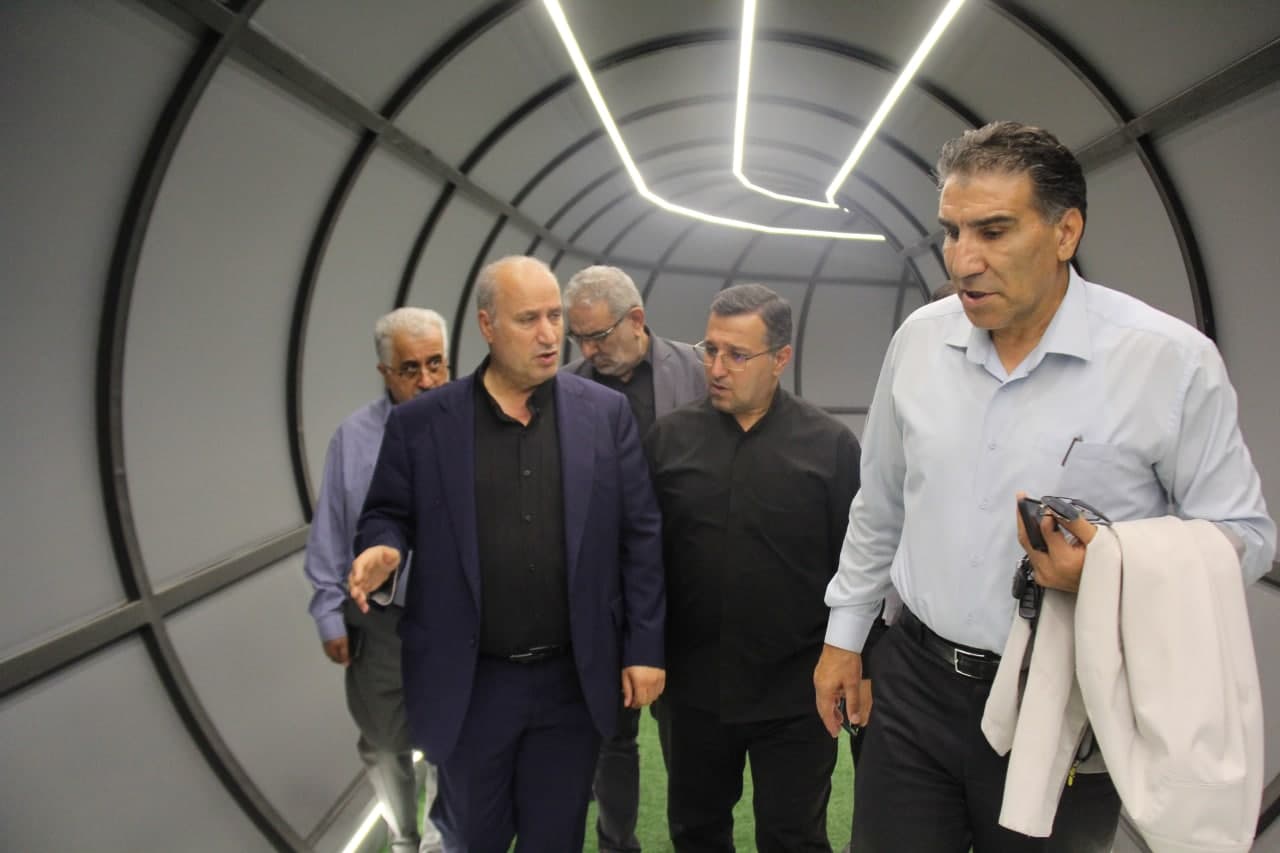 بازدید رئیس فدراسیون فوتبال ایران از استادیوم یادگار امام تبریز