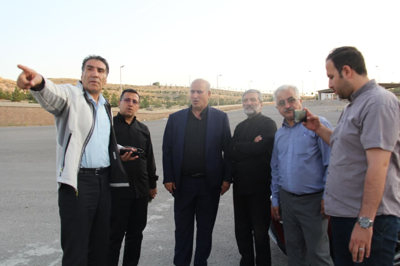 بازدید رئیس فدراسیون فوتبال ایران از استادیوم یادگار امام تبریز