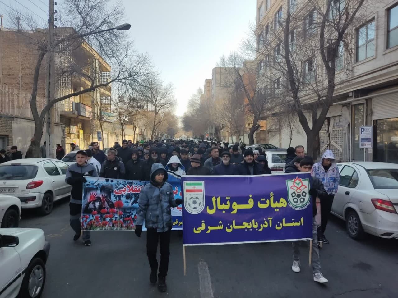 حضور گسترده جامعه ورزشی فوتبال در راهپیمایی یوم‌الله ۲۲ بهمن ماه