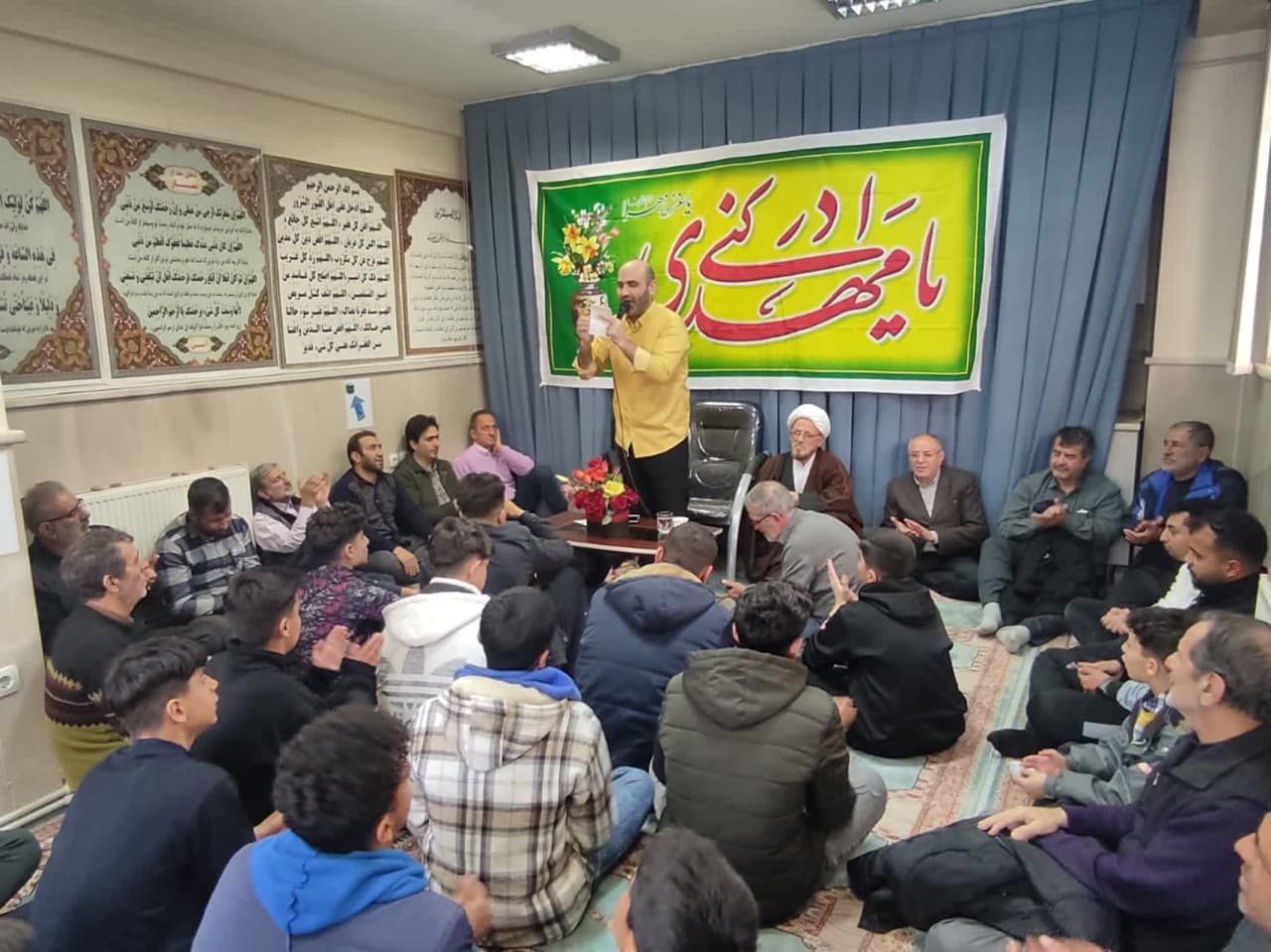 مراسم جشن و سرور بمناسبت ولادت با سعادت حضرت امام مهدی(عج)جامعه فوتبال
