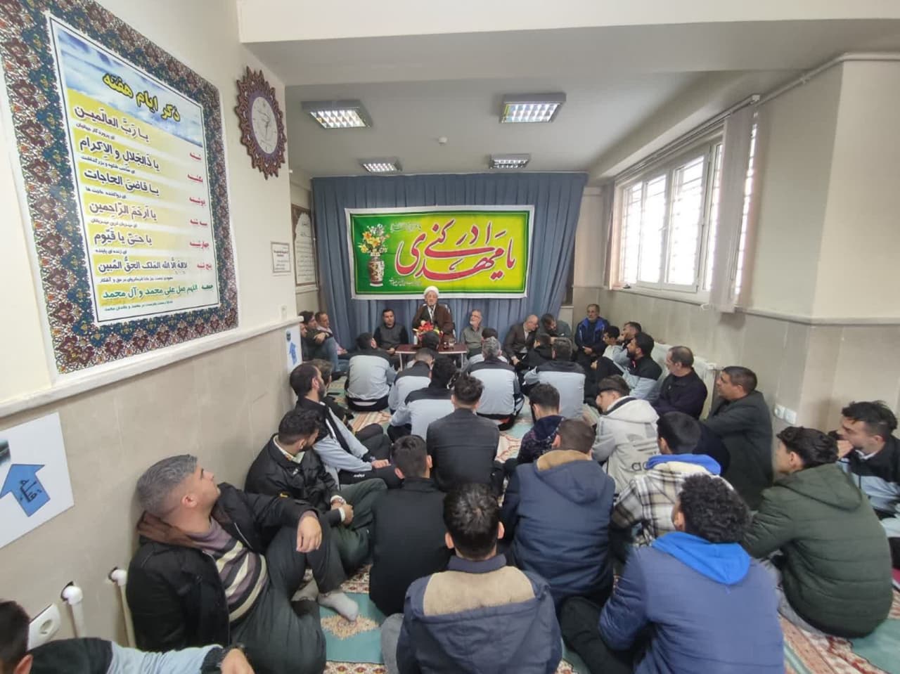 مراسم جشن و سرور بمناسبت ولادت با سعادت حضرت امام مهدی(عج)جامعه فوتبال