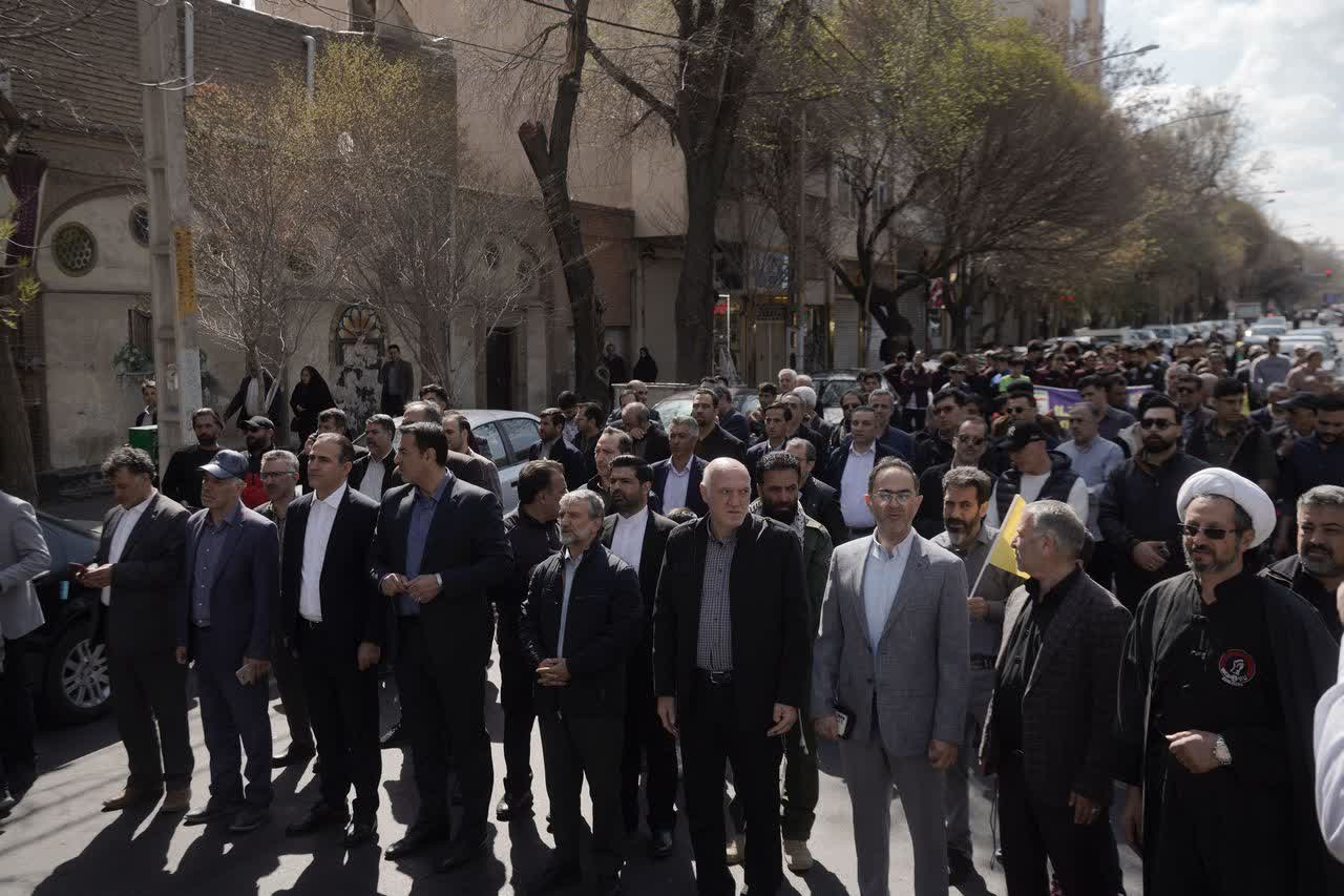 حضور جامعه ورزشی فوتبال در راهپیمایی روز قدس در تبریز