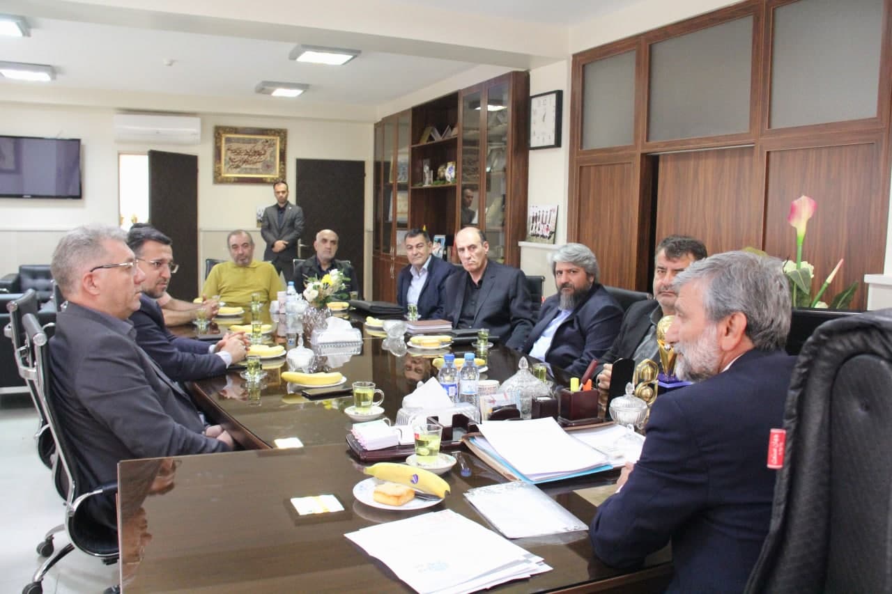 دیدار صمیمانه رئیس هیأت فوتبال استان با مدیر عامل جدید مس سونگون ورزقان
