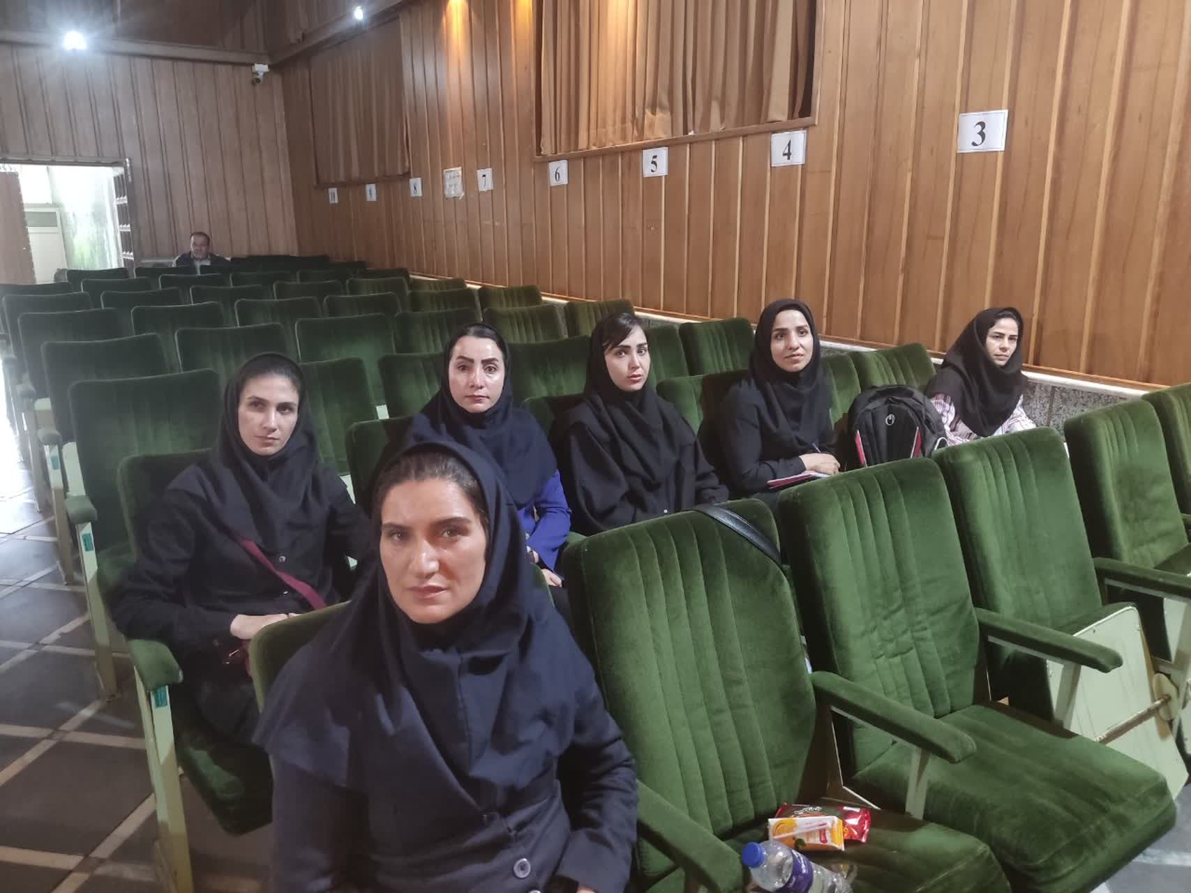 جلسه هم اندیشی داوران فعال استان