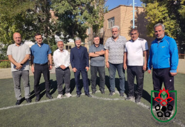 بازدید سرزده رئیس هیأت فوتبال استان از مدارس فوتبال
