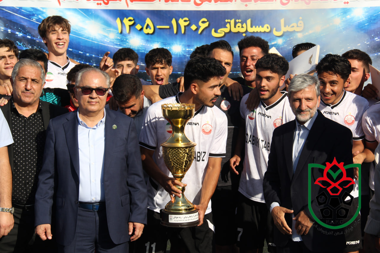 تیم دبیری تبریز قهرمان مسابقات فوتبال رده جوانان استان