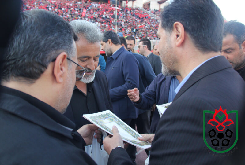 تجلیل از فرماندهان نیروی انتظامی  بمناسبت هفته نیروی انتظامی