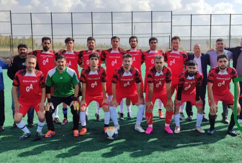 تیم منتخب فوتبال اهر قهرمان مسابقات چهارجانبه گرامیداشت هفته تربیت بدنی
